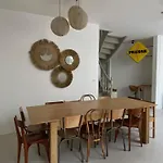 Holiday home Atelier Audusson - Espace Atypique Aux Jardins Interieurs Angers