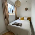 Holiday home Atelier Audusson - Espace Atypique Aux Jardins Interieurs Angers